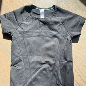 Ivivva Short Sleeve Black Size 10